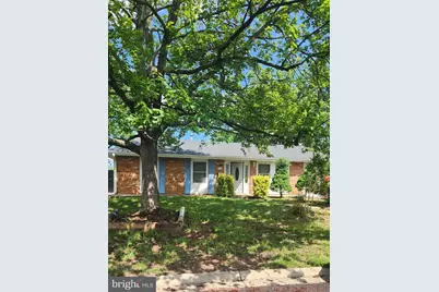 801 S Greenthorn Avenue, Sterling, VA 20164 - Photo 1