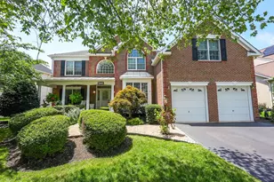 43152 Valiant Dr, Chantilly, VA 20152 - Photo 1