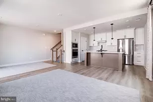 24191 Pissarro Dr, Sterling, VA 20166 - Photo 1