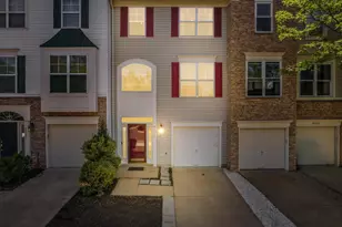 43735 Scarlet Square, Chantilly, VA 20152 - Photo 1