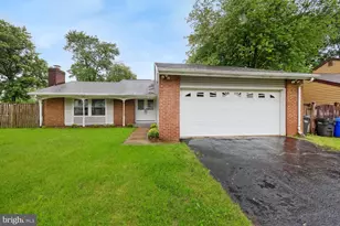 810 Sugarland Run Dr, Sterling, VA 20164 - Photo 1