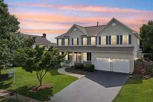 805 Valley Springs Dr, Purcellville, VA 20132 - Photo 1