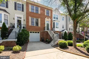 43150 Katama Square, Chantilly, VA 20152 - Photo 1