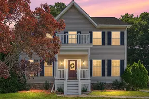 130 S 12th St, Purcellville, VA 20132 - Photo 1