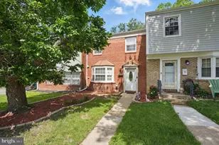 237 Nottoway St SE, Leesburg, VA 20175 - Photo 1