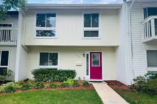 102 Hayloft Ct, Sterling, VA 20164 - Photo 1