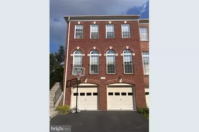 22022 Avonworth Square, Broadlands, VA 20148 - Photo 1