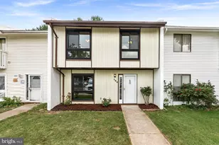 104 Drury Cir, Sterling, VA 20164 - Photo 1