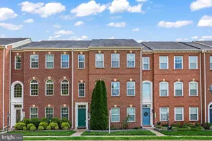 21016 Courtland Village Dr, Leesburg, VA 20175 - Photo 1