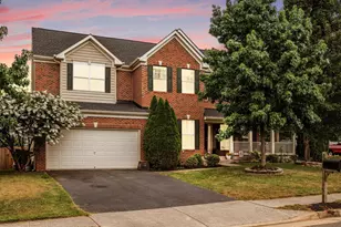 102 Roy Ct SE, Leesburg, VA 20175 - Photo 1