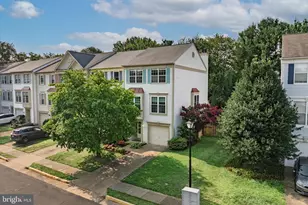 341 Barnfield Square NE, Leesburg, VA 20176 - Photo 1