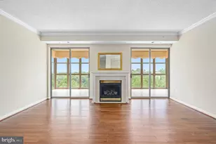 19370 Magnolia Grove Square, Leesburg, VA 20176 - Photo 1