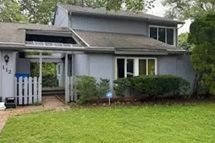 112 S Fox Rd, Sterling, VA 20164 - Photo 1