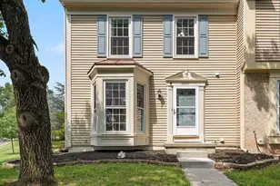 20930 Tobacco Square, Ashburn, VA 20147 - Photo 1