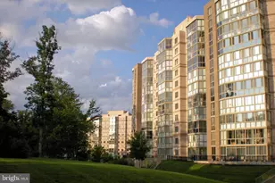 19355 Cypress Ridge Terrace, Leesburg, VA 20176 - Photo 1