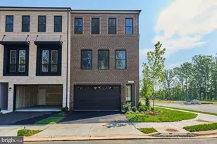 42221 Shining Star Sq, Brambleton, VA 20148 - Photo 1