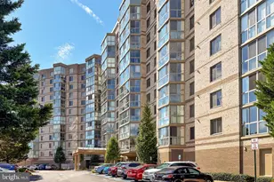 19385 Cypress Ridge Terrace, Leesburg, VA 20176 - Photo 1