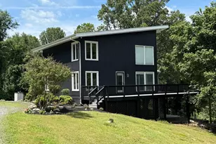 38754 Goose Creek Ln, Leesburg, VA 20175 - Photo 1