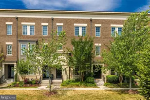 22802 Goldsborough Ter, Brambleton, VA 20148 - Photo 1