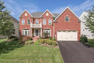 25739 Purebred Ct, Aldie, VA 20105 - Photo 1