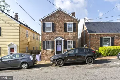 9 Royal Street SW, Leesburg, VA 20175 - Photo 1