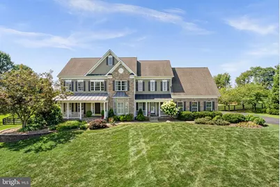 16534 Goldencrest Circle, Purcellville, VA 20132 - Photo 1