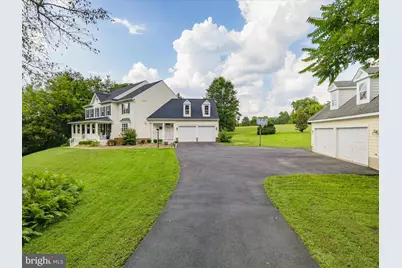 18290 Oak Ridge Drive, Purcellville, VA 20132 - Photo 1