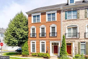 22948 Fanshaw Square, Brambleton, VA 20148 - Photo 1