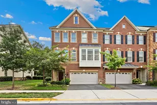 22565 Windsor Locks Square, Ashburn, VA 20148 - Photo 1