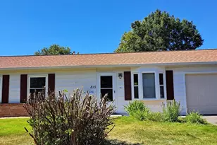 815 S Cypress Ct, Sterling, VA 20164 - Photo 1