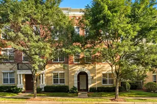 43595 McDowell Sq, Leesburg, VA 20176 - Photo 1