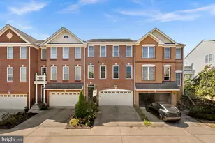 25657 America Square, Chantilly, VA 20152 - Photo 1