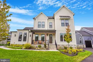 23663 Kennewick Vly Ct, Aldie, VA 20105 - Photo 1