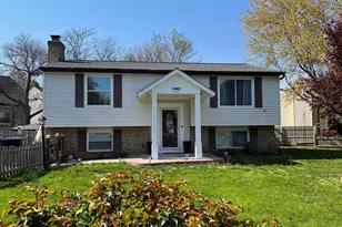 710 North St NE, Leesburg, VA 20176 - Photo 1