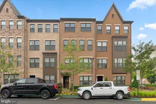 45121 Kincora Dr, Sterling, VA 20166 - Photo 1