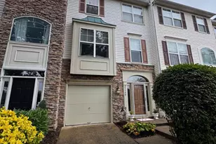 25340 Ashbury Dr, Chantilly, VA 20152 - Photo 1