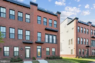 23162 Horseshoe Trl Sq, Ashburn, VA 20148 - Photo 1