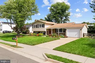 216 Wildman St NE, Leesburg, VA 20176 - Photo 1