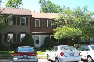 902 Cheshire Ct, Sterling, VA 20164 - Photo 1