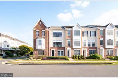 42667 Homefront Terrace, Chantilly, VA 20152 - Photo 1