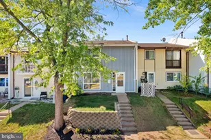 105 Woodgate Ct, Sterling, VA 20164 - Photo 1