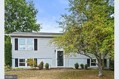 135 Oak View Drive SE, Leesburg, VA 20175 - Photo 1