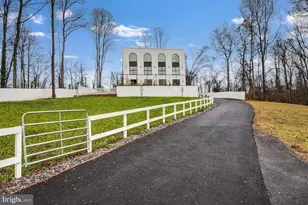 17806 Dry Mill Rd, Leesburg, VA 20175 - Photo 1