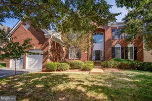 20343 Kiawah Island Dr, Ashburn, VA 20147 - Photo 1