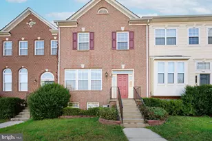 685 Springhouse Square SE, Leesburg, VA 20175 - Photo 1