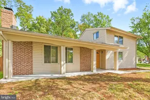 229 W Meadowland Ln, Sterling, VA 20164 - Photo 1