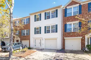 26134 Lands End Dr, Chantilly, VA 20152 - Photo 1