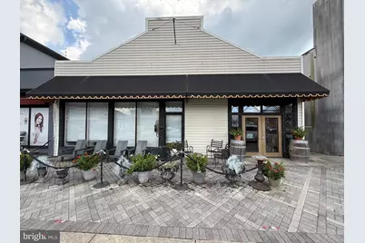 50 &amp; 52 S Main St, Kilmarnock, VA 22482 - Photo 1