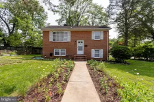 9113 Taylor St, Manassas, VA 20110 - Photo 1