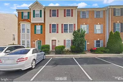 293 Kirby Street, Manassas Park, VA 20111 - Photo 1